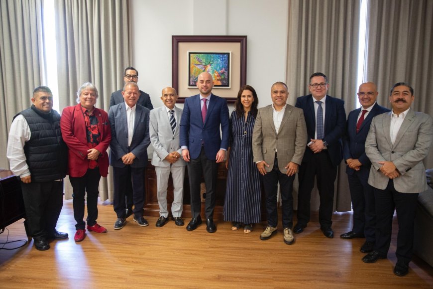 Trabajo permanente con notarios: Edgar Maldonado