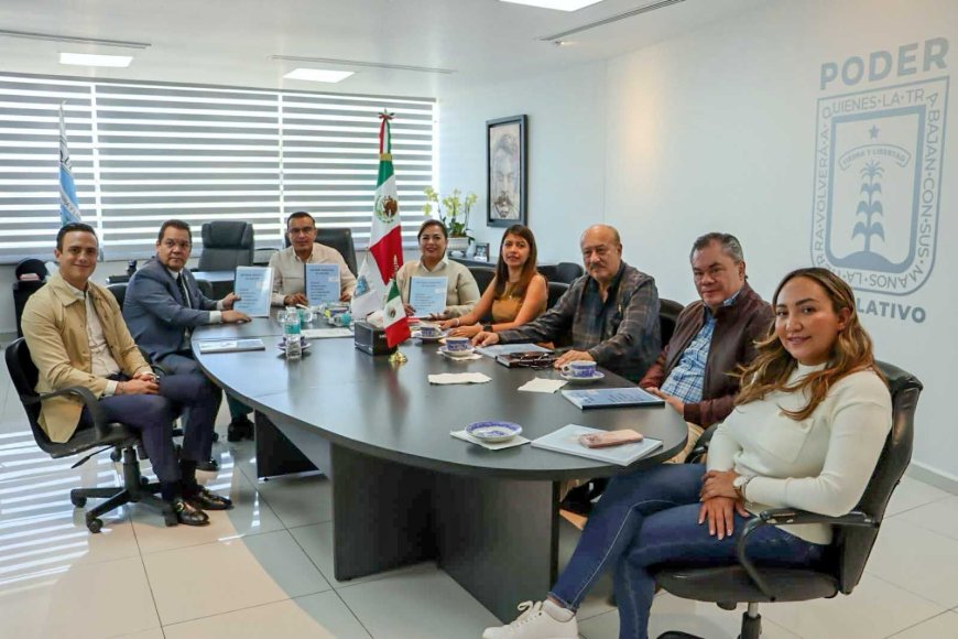 Sobre el combate a corrupción, Leonel Díaz entregó su informe