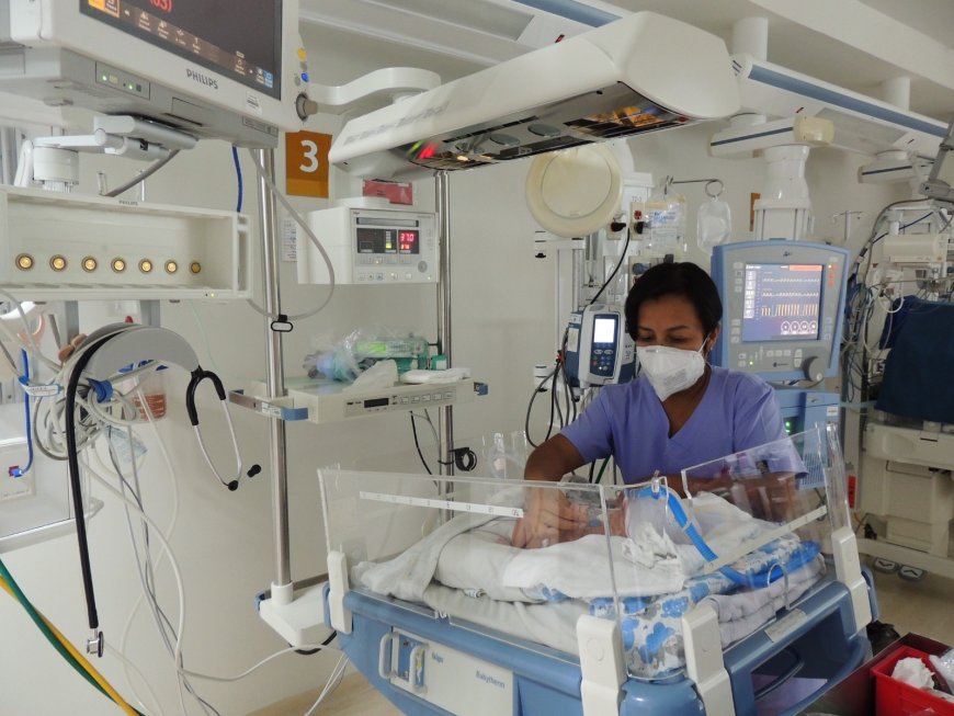 Bebés prematuros, con atención especializada