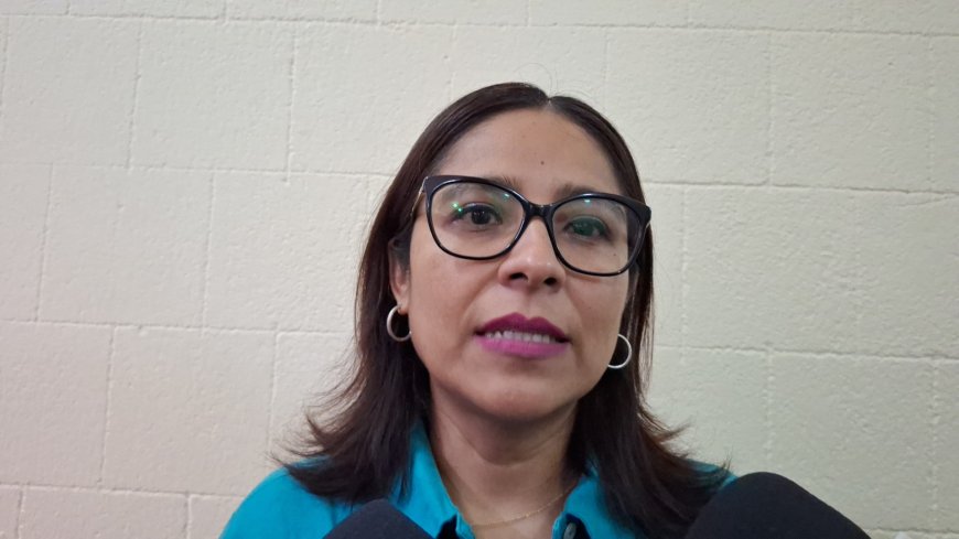 Paisanos repatriados están en construcción y jardinería