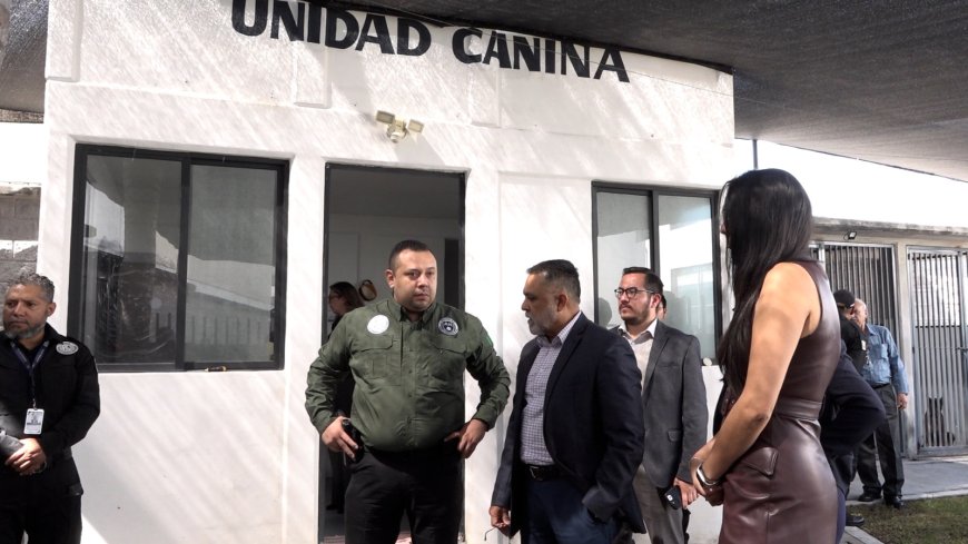 Entrenamiento de EUA a perros policías del estado