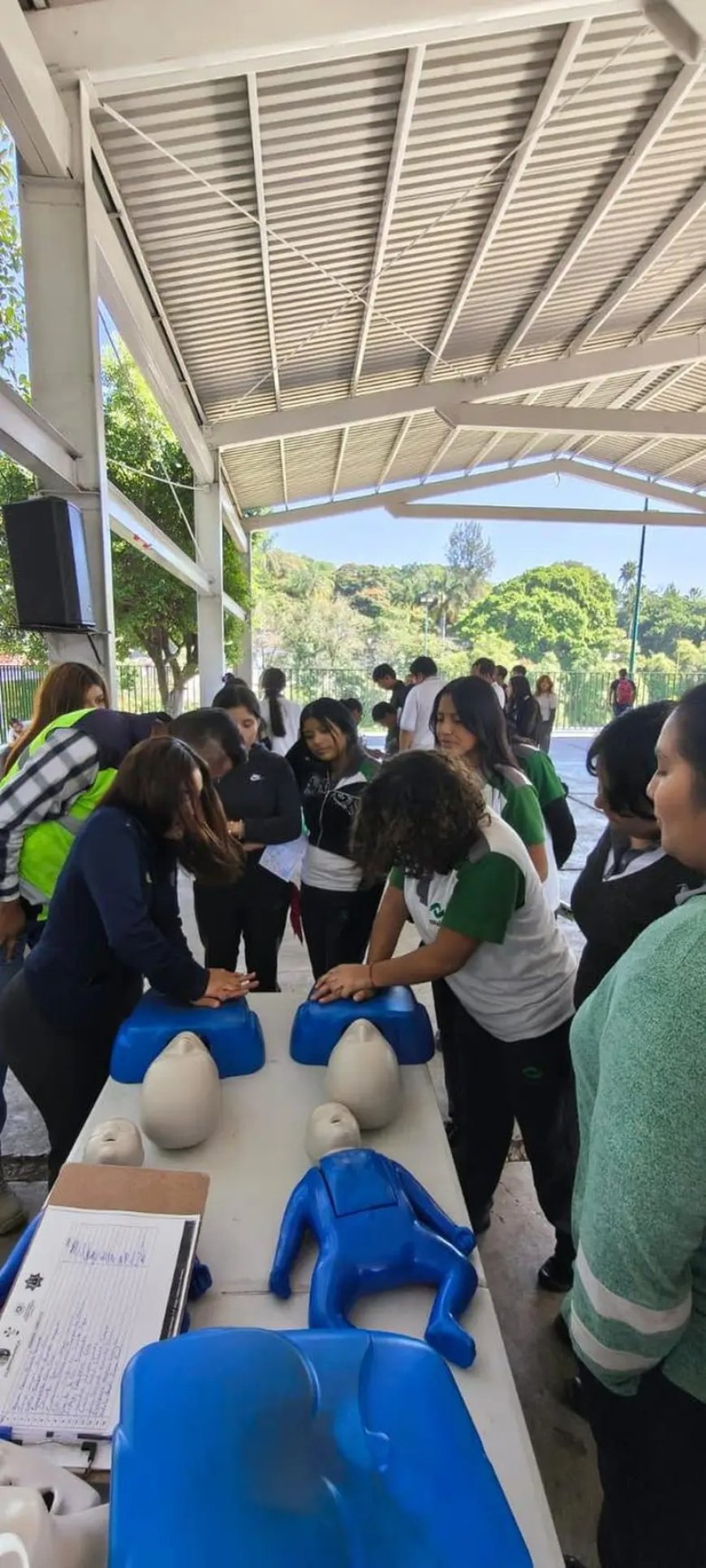 Para prevención de riesgos ante  urgencias, se brindó capacitación