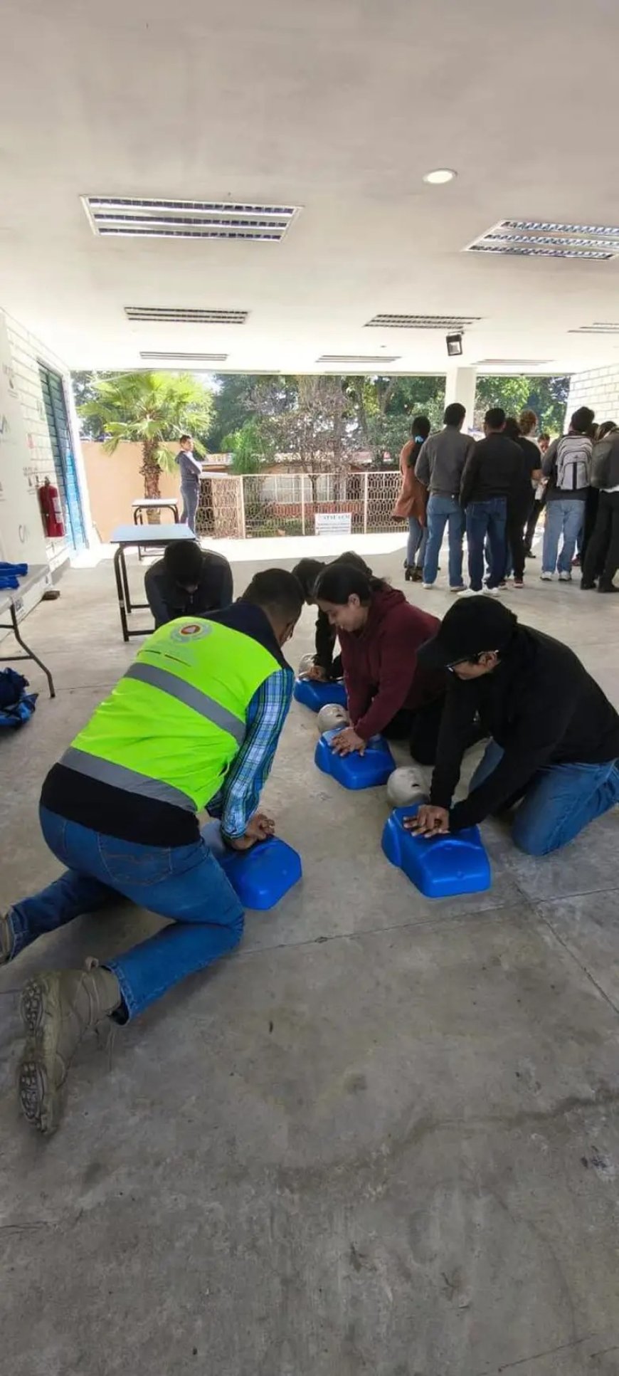 Para prevención de riesgos ante  urgencias, se brindó capacitación