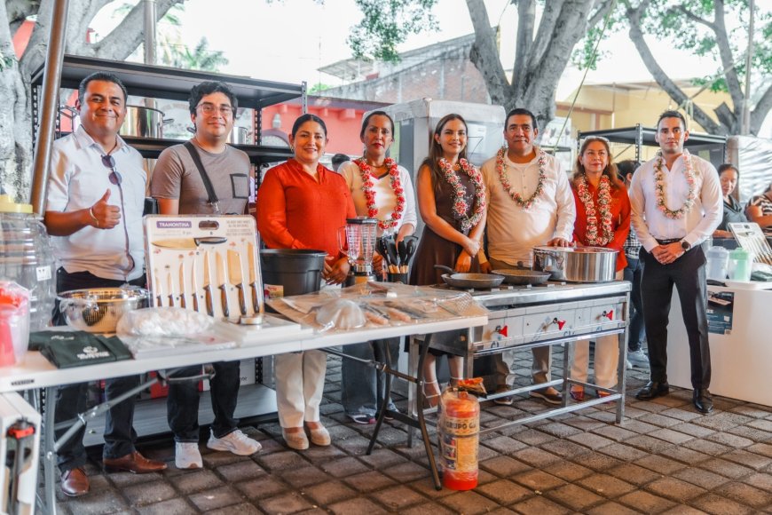 Refuerza SEDIF comedores escolares  con equipos y con utensilios de cocina