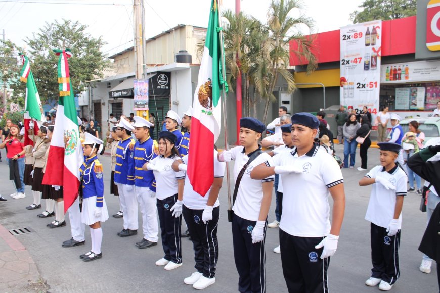 Fue en ambiente festivo y patriótico  el desfile por la Revolución en Jojutla
