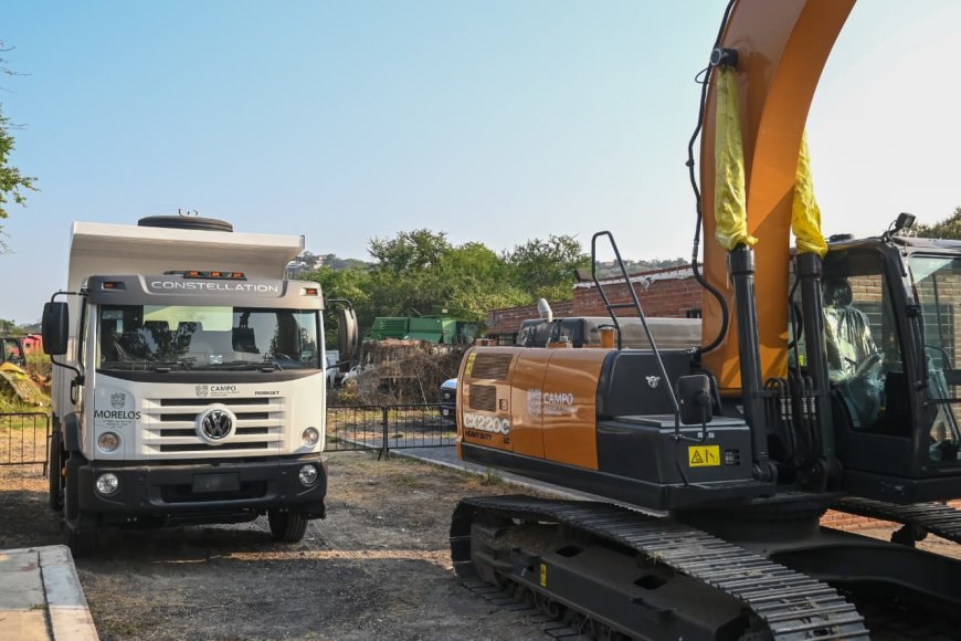 Con entrega de maquinaria agrícola se apuntala al agro