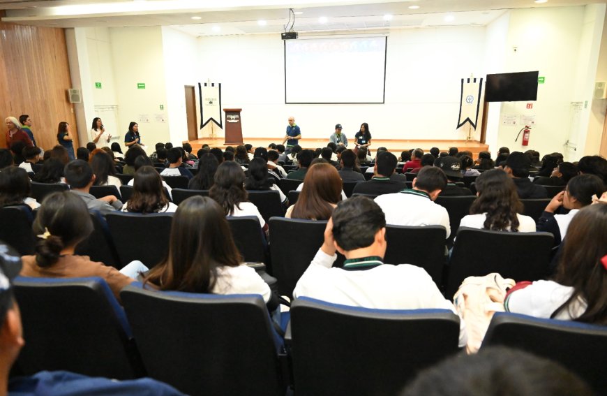 Con Puertas Abiertas, difunde CIQ oferta  educativa a estudiantes de bachillerato