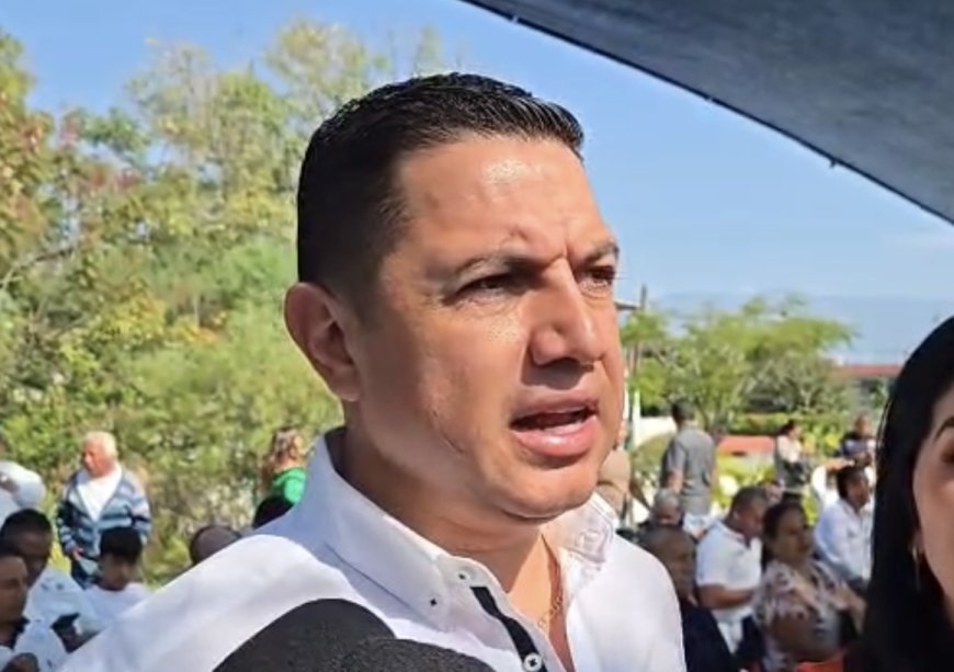 Garantiza Eder Rodríguez aguinaldo a sus burócratas