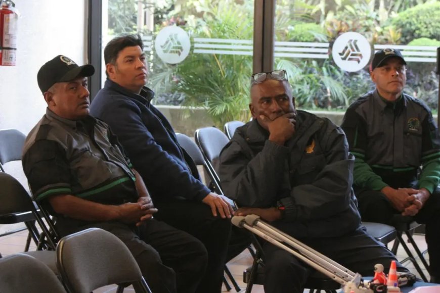 Ante la actividad delictiva en la capital,  capacita Seprac a docentes y alumnos