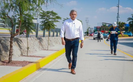 José Luis Urióstegui inaugura  obras que transforman vialidad