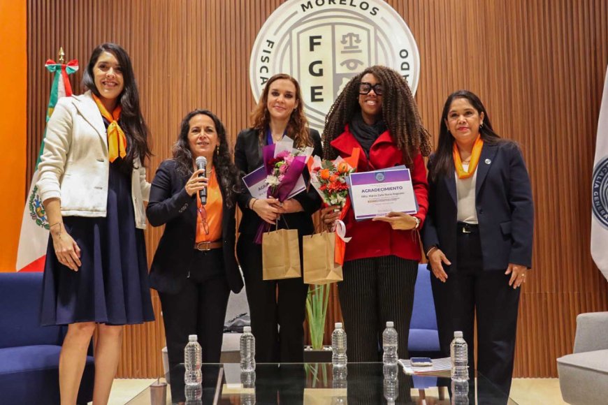 En contra de la violencia a ellas realizan conversatorio