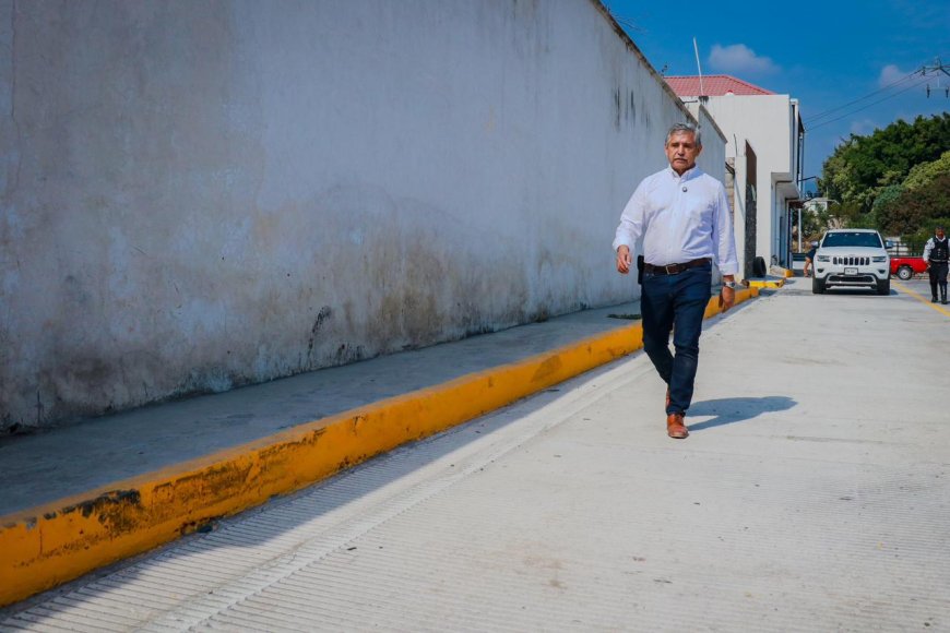 José Luis Urióstegui inaugura  obras que transforman vialidad