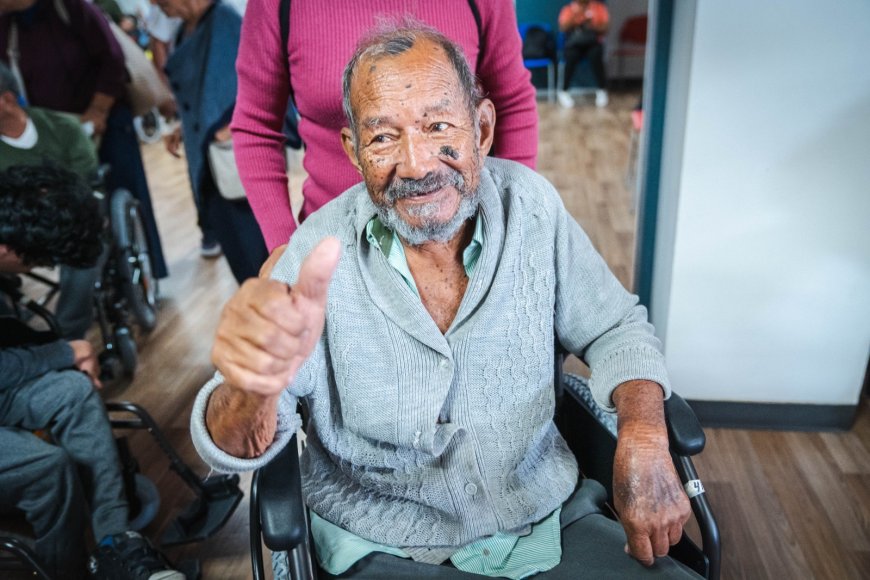 Hizo entrega SEDIF de apoyos  a personas con discapacidad