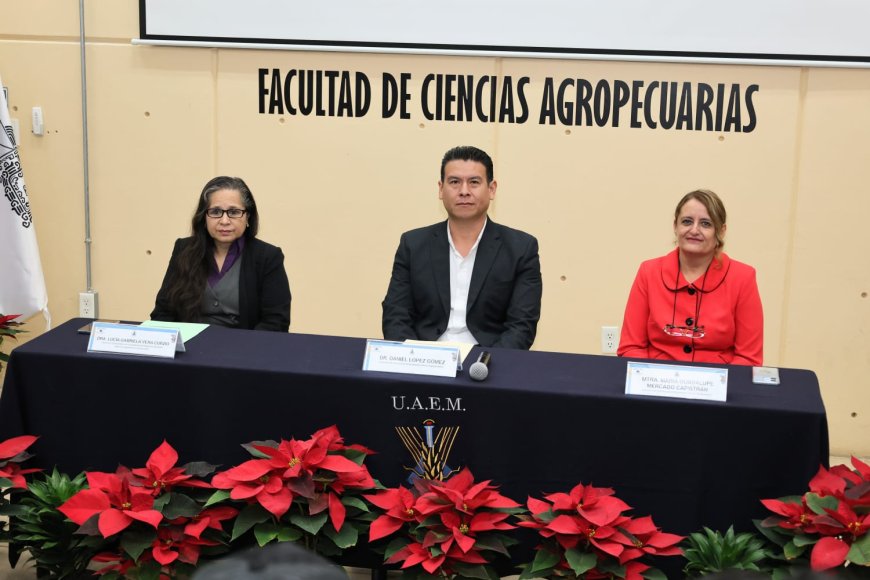 Ciencias Agropecuarias celebró  Día Nacional de la Nochebuena
