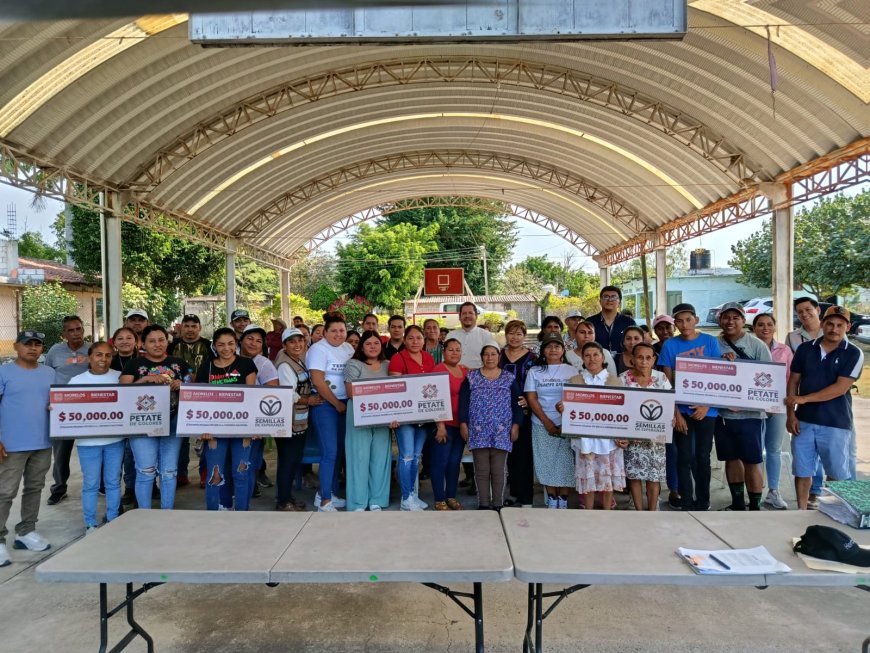 Entregan más de 10 mdp  a portadores de saberes