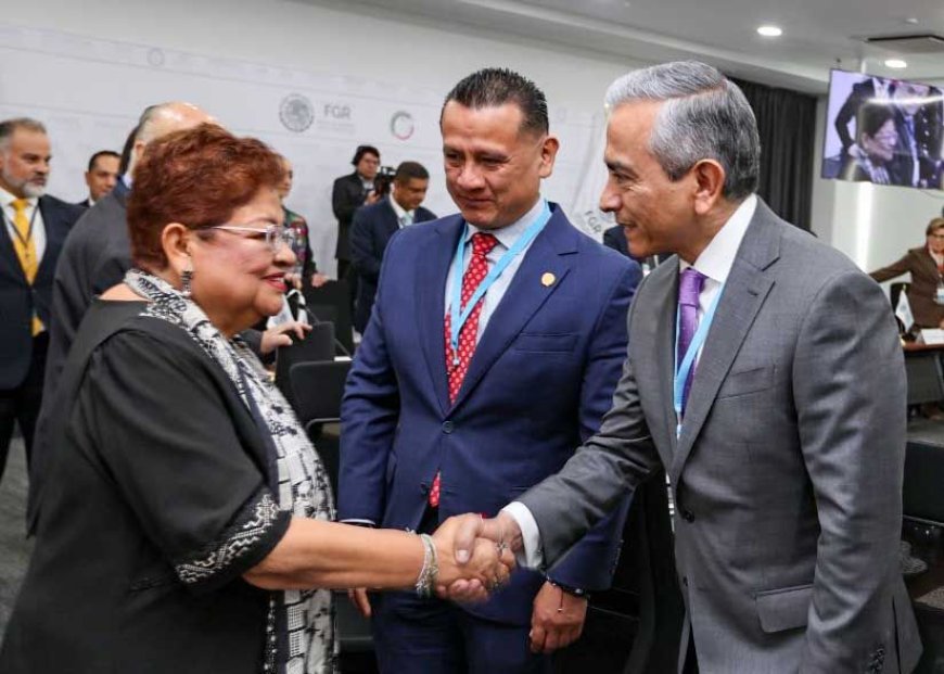 Fernando Blumenkron confirmó ante  Ernestina Godoy compromiso de FGE