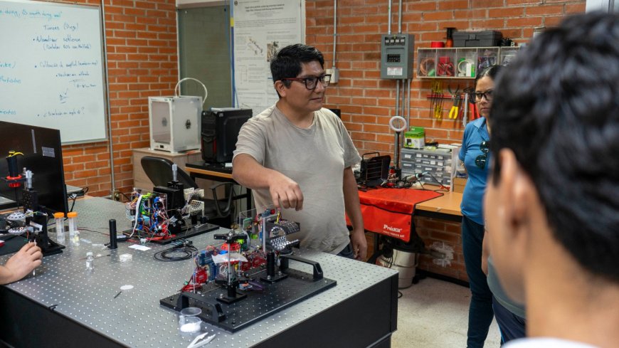 Se acerca la vocación científica a los jóvenes