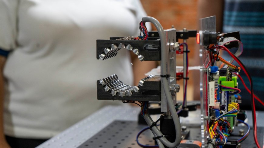 Se acerca la vocación científica a los jóvenes