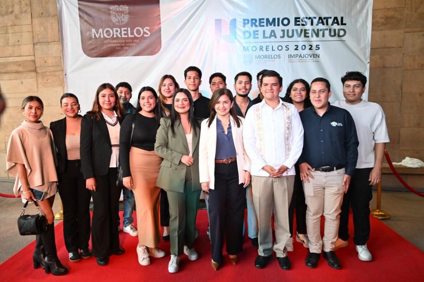 Estudiantes de la UAEM, con Premio Estatal de Juventud