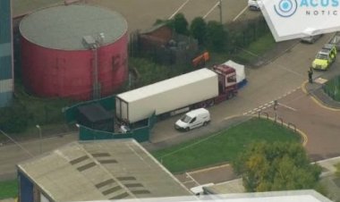 Hallan 39 cadáveres en un camión; ¡en Londres!