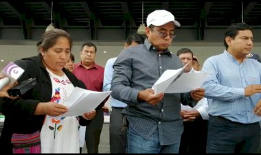 Deciden pobladores de Hueyapan levantar plantón de Congreso