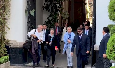 Charlan Sicilia y la titular de la Segob