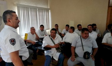 Se brinda capacitación a choferes de rutas