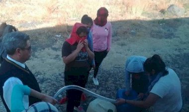 Amilcingas “ordeñaron” autobuses  de pasajeros en la México-Oaxaca