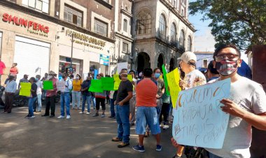 Tianguistas salieron a exigir su reinstalación