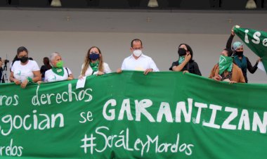 Demandan colectivos  despenalizar el aborto