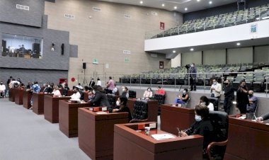 Dejan diputados pendientes  que no pudieron atender