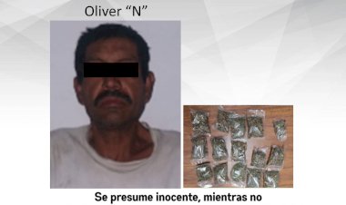Cae un sujeto en Jojutla con 15 bolsitas con yerba verde