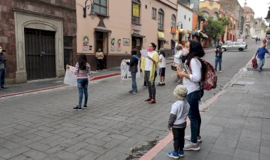 Exigen padres reapertura de la  Escuela de Educación Artística