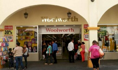 Comercios en Cuernavaca acusan  ser víctimas de extorsión de PC Mpal.