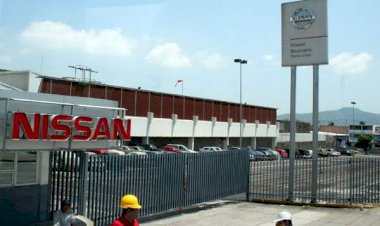 Por la falta de semiconductores,  siguen paros en armadora Nissan
