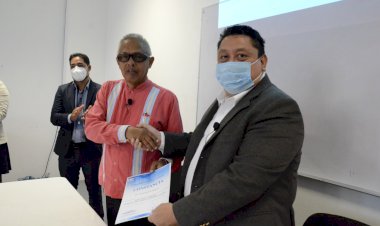 Entrega Fiscal de Morelos reconocimientos por capacitación a personal de periciales