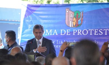José Luis Urióstegui protestó como edil de Cuernavaca por el periodo 2022-2024