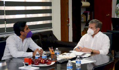 Reciben jóvenes rezagados refuerzo de vacuna  vs covid-19 en el Ayuntamiento de Cuernavaca