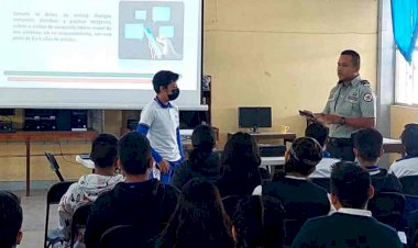 En lugar de atender seguridad, la G.  Nacional da cursos a estudiantes