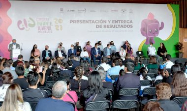 Aplaudió el gobernador a los menores aportación en consulta