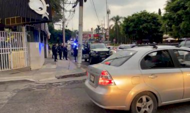 Operativo en Av. Río Mayo, Cuernavaca, por hombres armados
