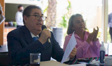 Tienen transportistas del Surponiente  nuevos gafetes por parte de la SMyT