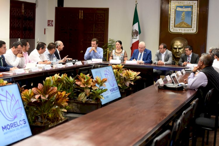 Encabeza Cuauhtémoc Blanco reunión de evaluación semestral