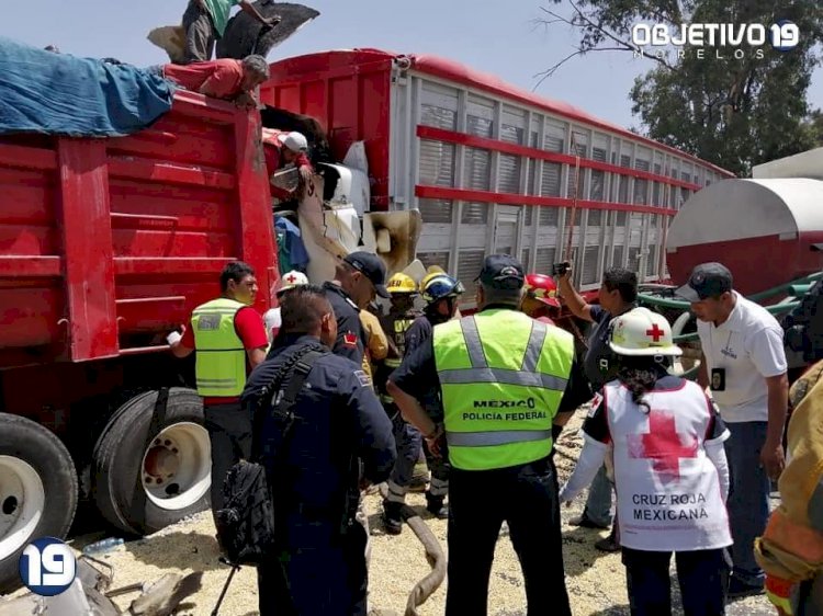 Urge, construcción de rampa de  frenado en la México-Cuautla