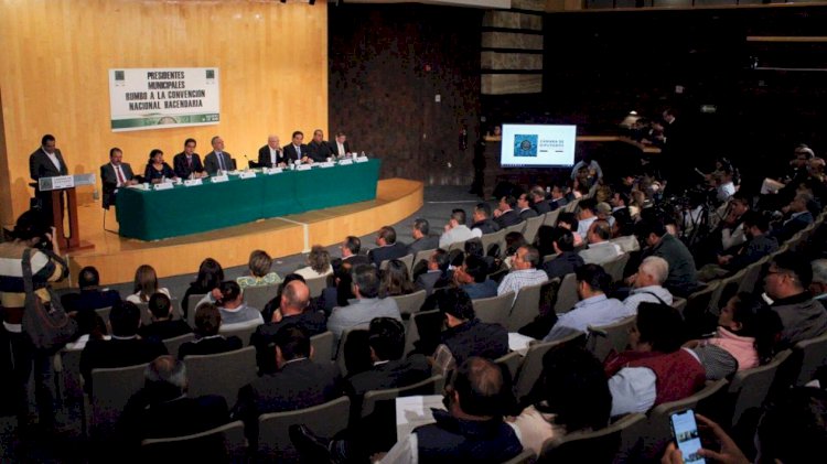 Participan alcaldes del país en convención nacional para el tema fiscal y hacendario