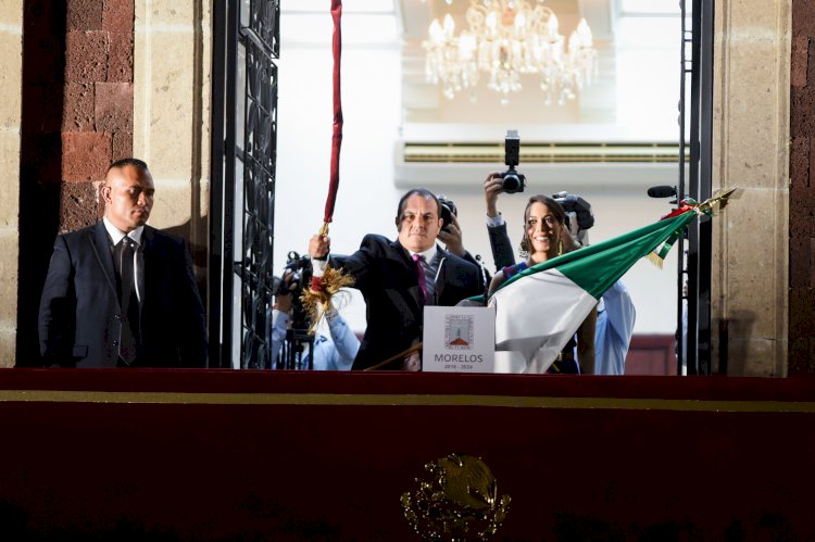 Encabeza Cuauhtémoc blanco ceremonia oficial del «grito de independencia»