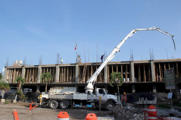 Avance del 70 por ciento en construcción del Palacio Municipal de Ayala