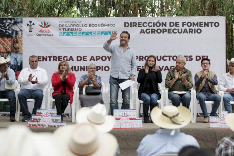 Entregó apoyos a productores  ganaderos Antonio Villalobos