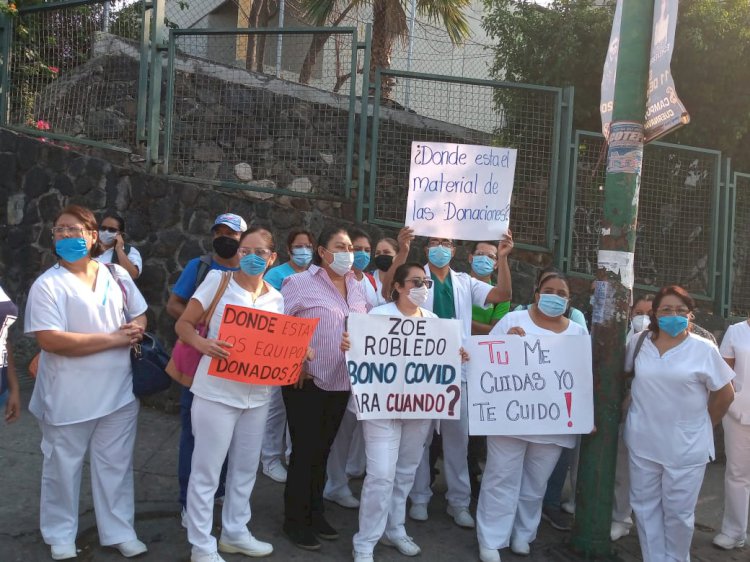 Reprochan enfermeras a Obrador  el abandono al personal de salud