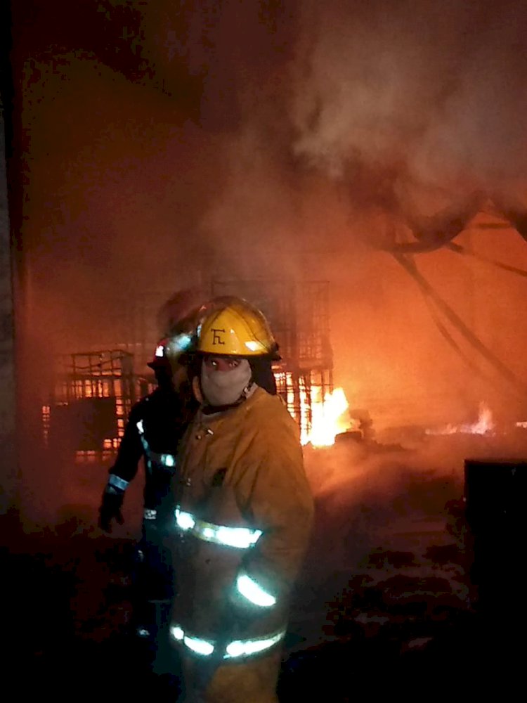 Incendio de fertilizante causó nube tóxica en Ayala